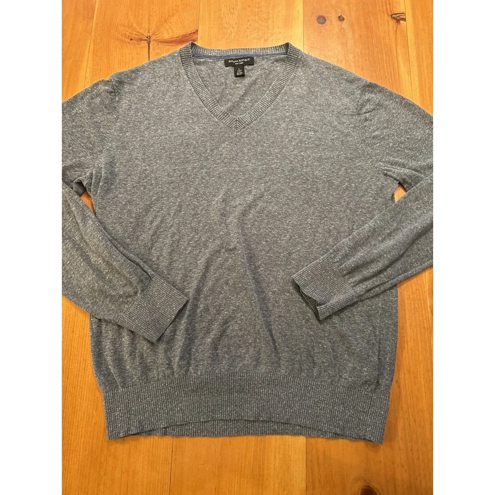 Banana Republic Men's L Silk Linen V Neck Sweater Gray 55% Silk 45% Linen